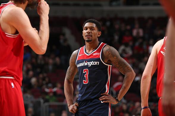 出不穷的传 出不穷的传