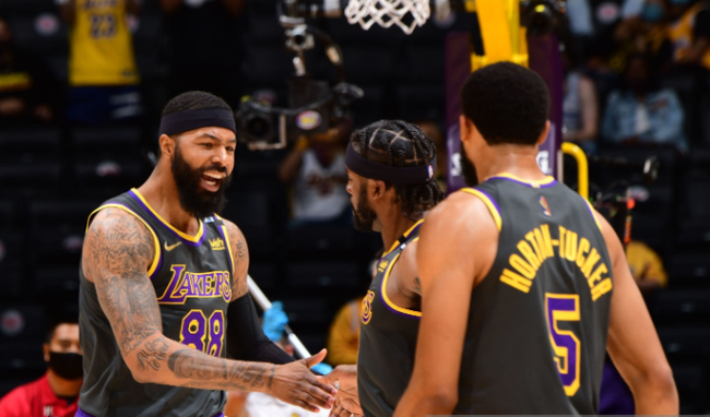 接近三双 接近三双